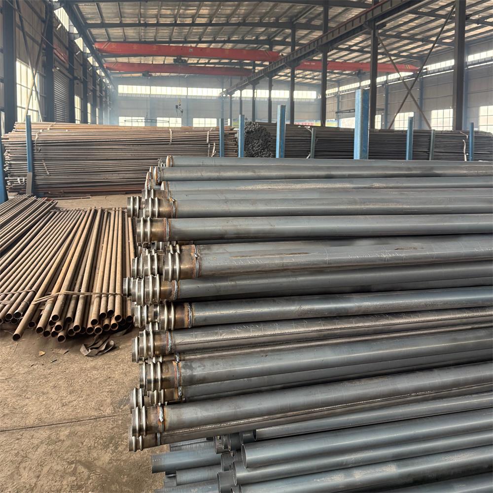 宝益德钢管连云港市销售处 厂区及加工车间